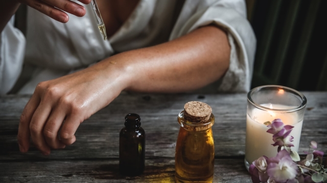 Overview of Aromatherapy Massage Benefits and Techniques